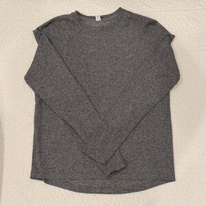 lululemon Heather Gray Long Sleeve Top